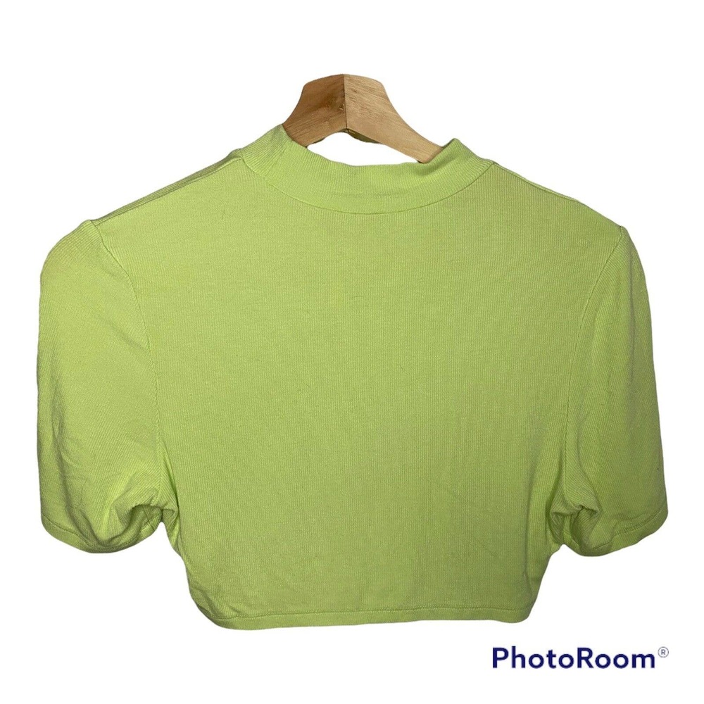 Shein Neon Green Short Sleeved ribbed crop top. Size Medium